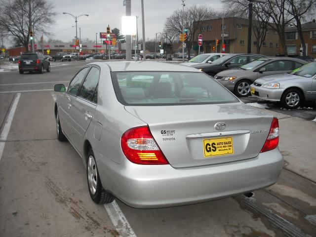 Toyota Camry 2004 photo 2