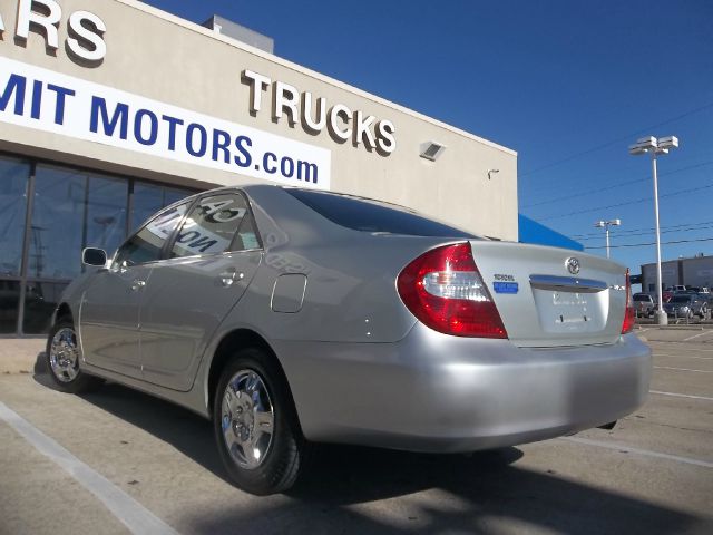 Toyota Camry 2004 photo 1