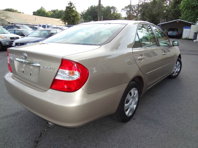 Toyota Camry 2004 photo 4