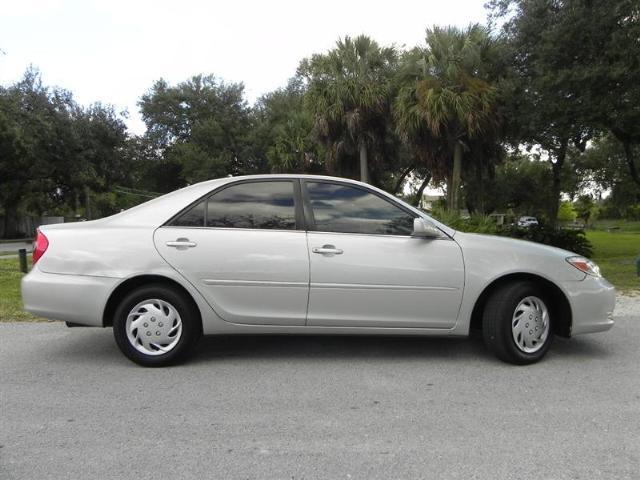 Toyota Camry 2004 photo 1