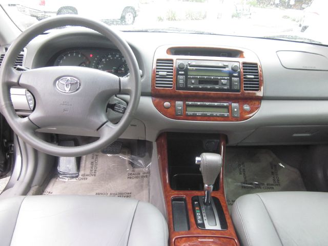 Toyota Camry 2004 photo 6