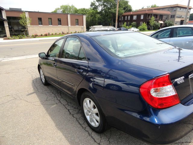 Toyota Camry 2004 photo 2