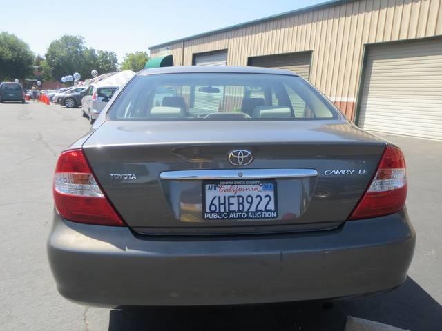 Toyota Camry 2004 photo 12