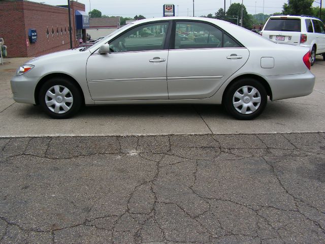 Toyota Camry 2004 photo 9