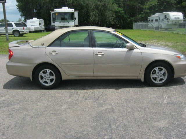 Toyota Camry 2004 photo 1