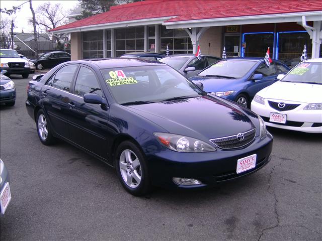 Toyota Camry SEL Sport Utility 4D Sedan