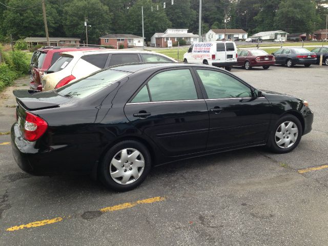 Toyota Camry SE Sedan