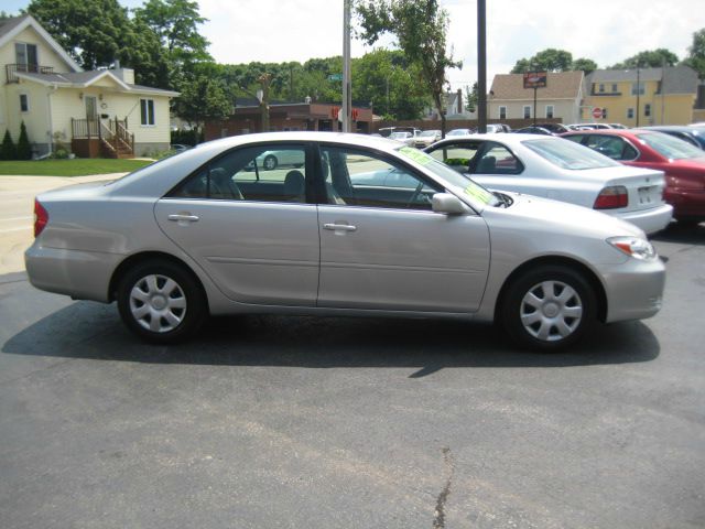 Toyota Camry 2004 photo 3