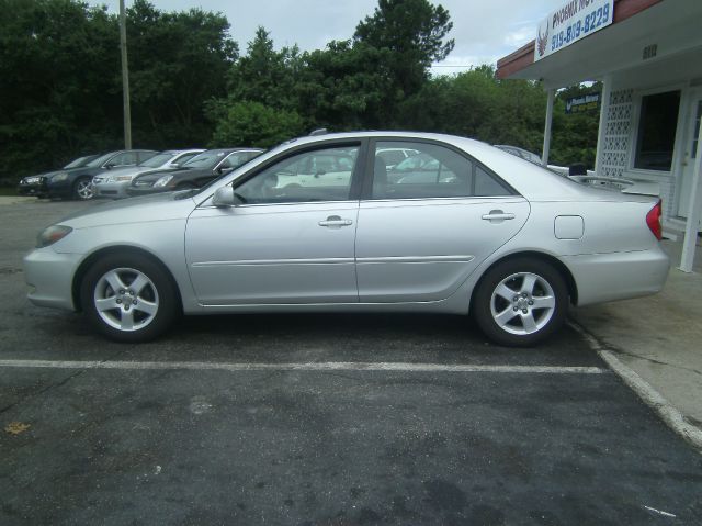 Toyota Camry 2004 photo 1