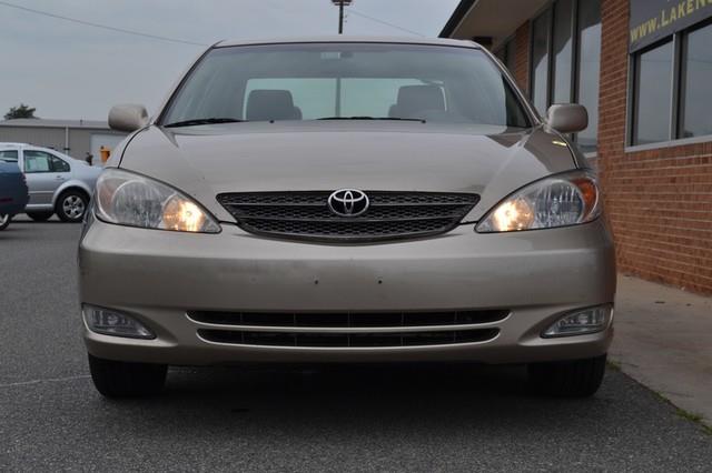 Toyota Camry 2004 photo 3