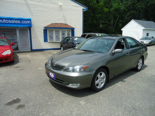 Toyota Camry 2004 photo 2