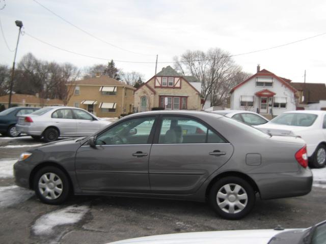 Toyota Camry 2004 photo 2