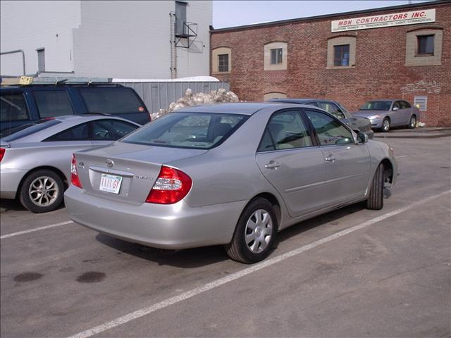 Toyota Camry 2004 photo 2