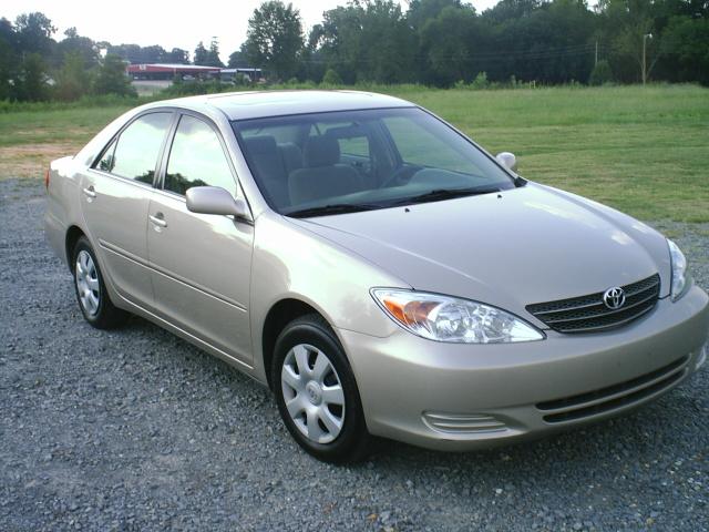 Toyota Camry 2004 photo 2