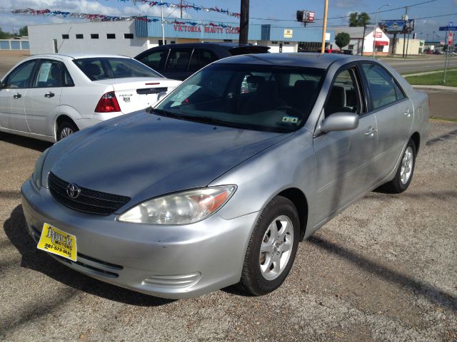 Toyota Camry 2004 photo 9