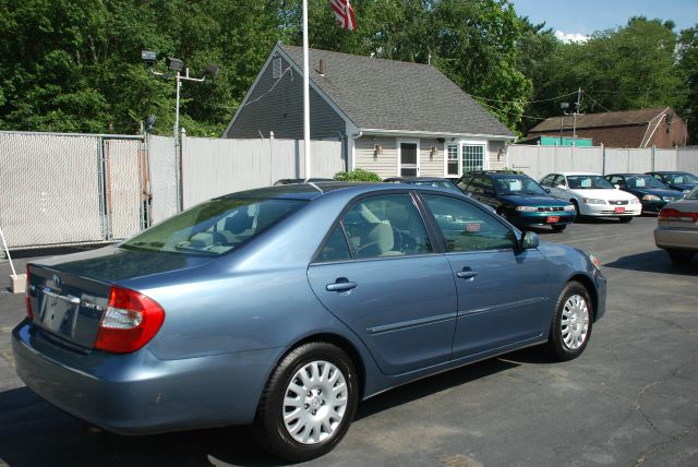 Toyota Camry 2004 photo 2