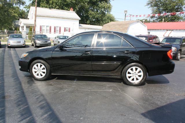 Toyota Camry 2004 photo 1