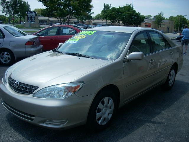 Toyota Camry 2004 photo 2