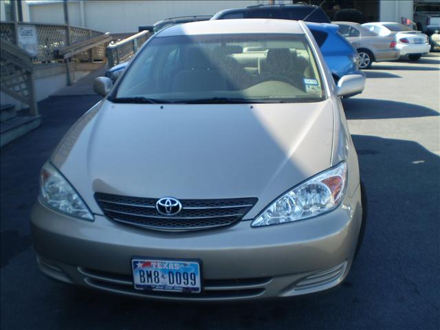 Toyota Camry 2004 photo 1