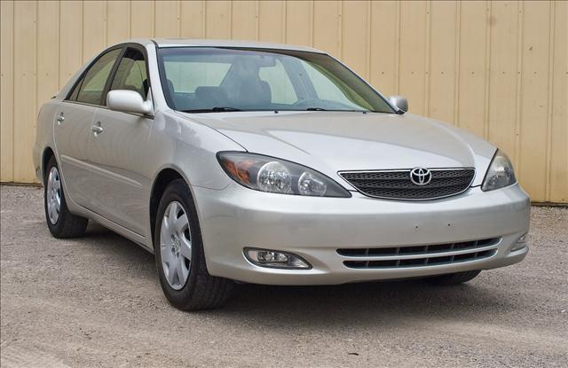 Toyota Camry SE Sedan