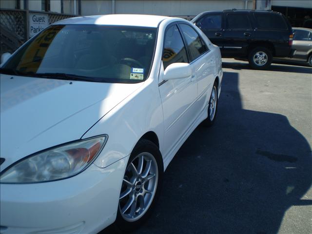 Toyota Camry 2004 photo 2