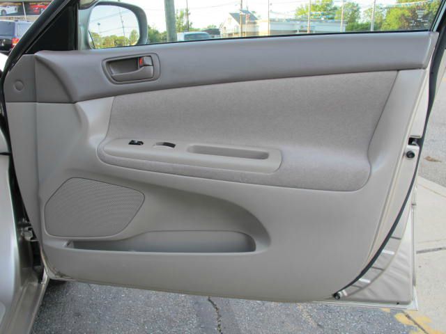 Toyota Camry 2004 photo 13