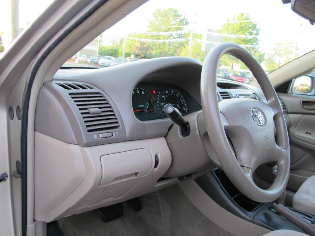 Toyota Camry 2004 photo 18