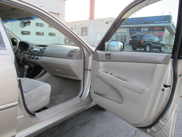 Toyota Camry 2004 photo 21