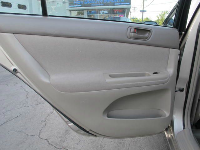 Toyota Camry 2004 photo 30