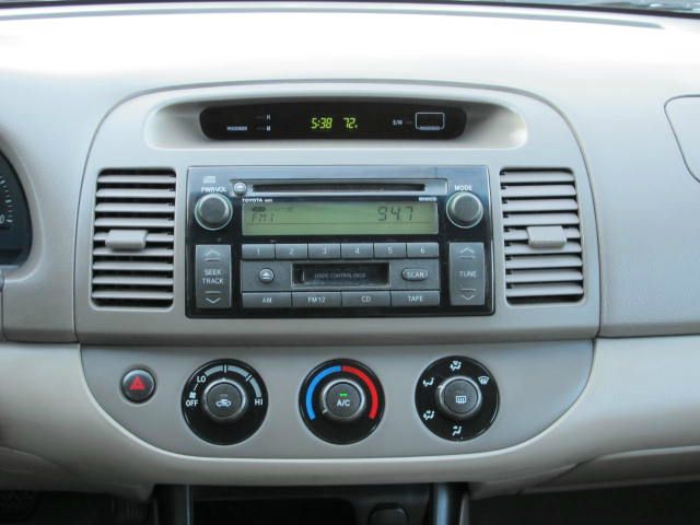 Toyota Camry 2004 photo 8