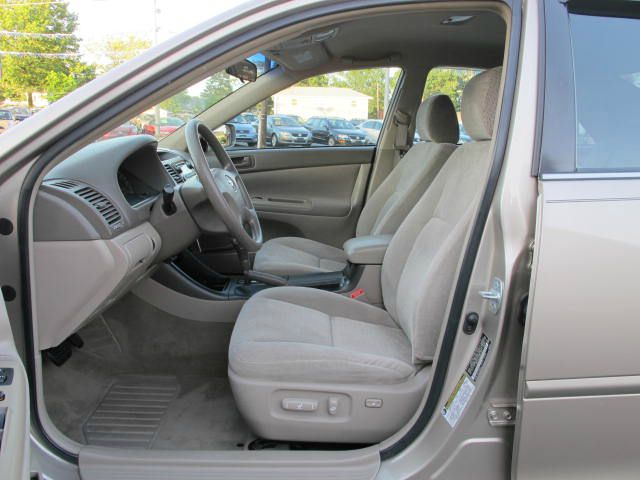 Toyota Camry 2004 photo 9