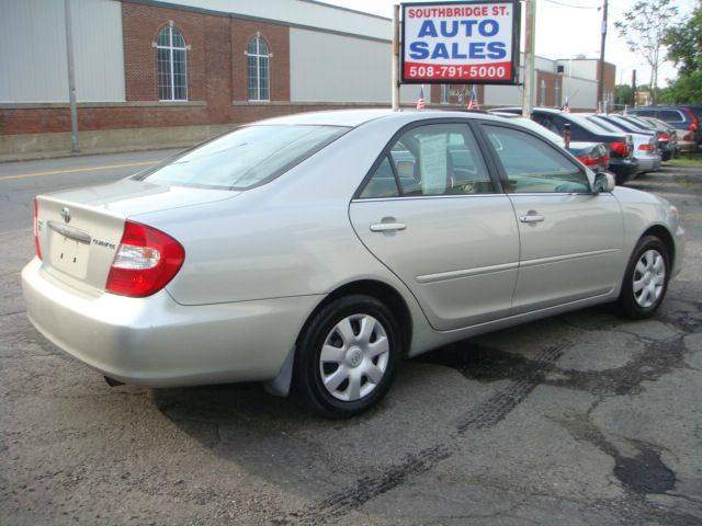 Toyota Camry 2004 photo 2