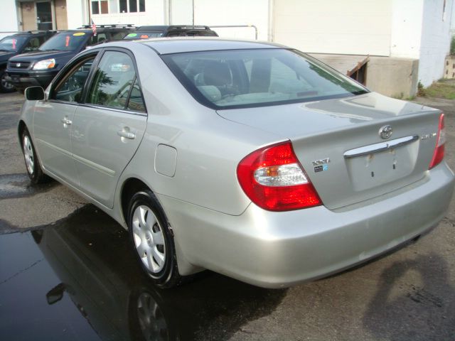 Toyota Camry 2004 photo 3