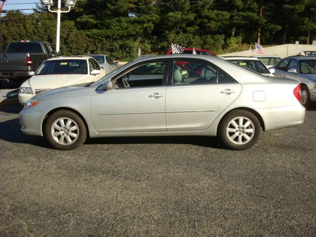 Toyota Camry 2004 photo 0