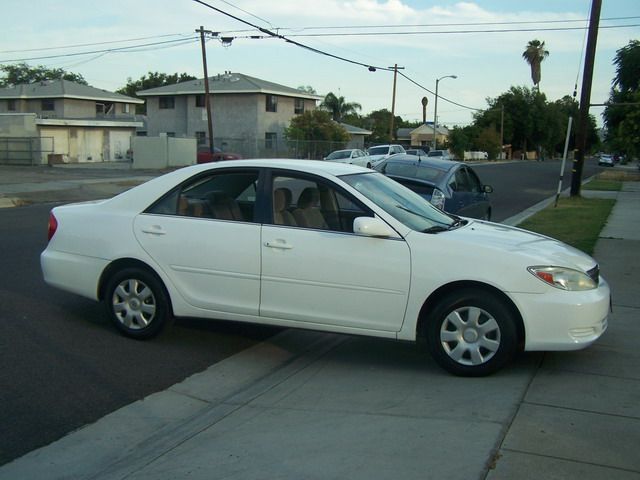 Toyota Camry 2004 photo 2