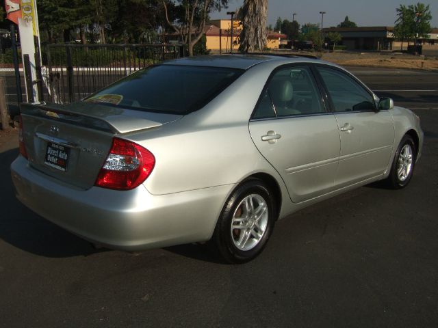 Toyota Camry 2004 photo 1