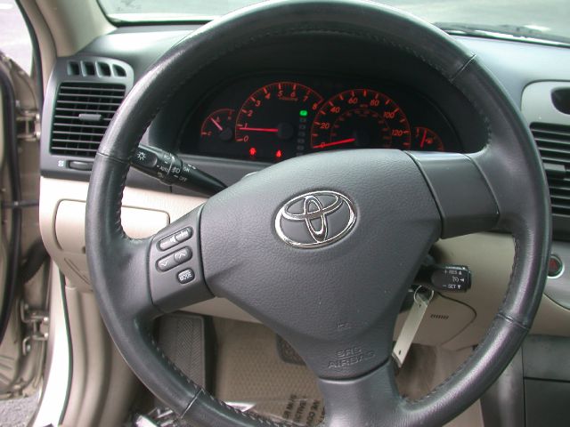 Toyota Camry 2005 photo 13