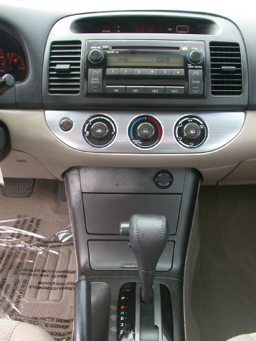 Toyota Camry 2005 photo 15