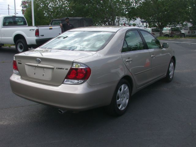 Toyota Camry 2005 photo 19