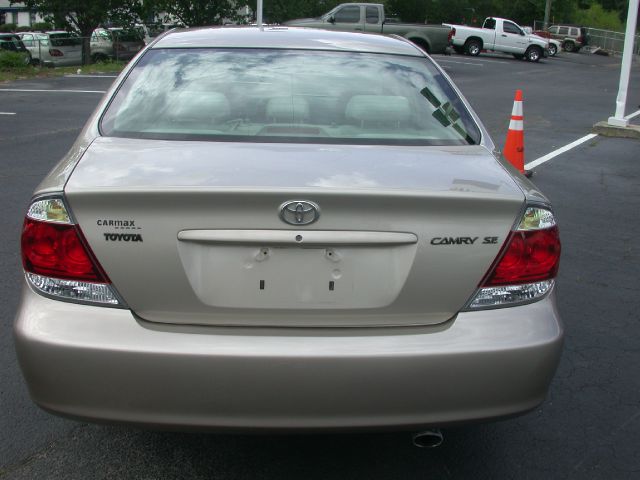 Toyota Camry 2005 photo 2