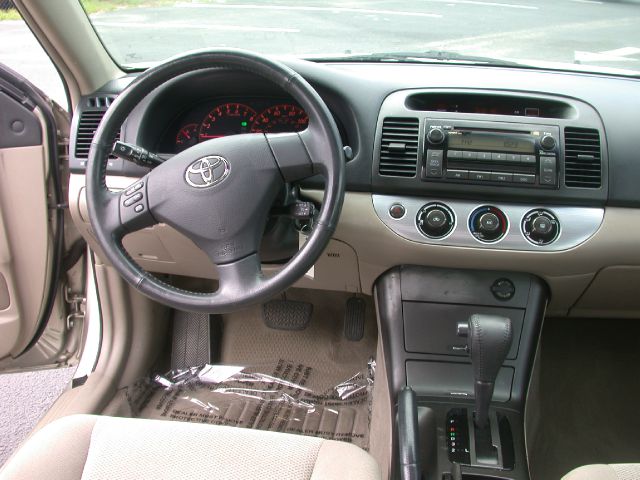 Toyota Camry 2005 photo 21