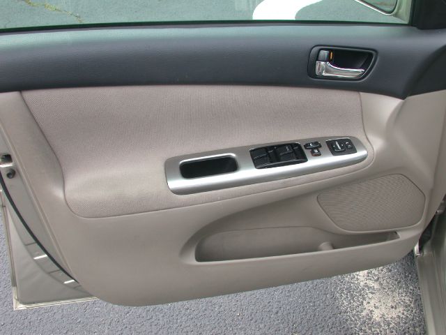 Toyota Camry 2005 photo 8