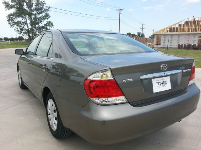 Toyota Camry 2005 photo 19