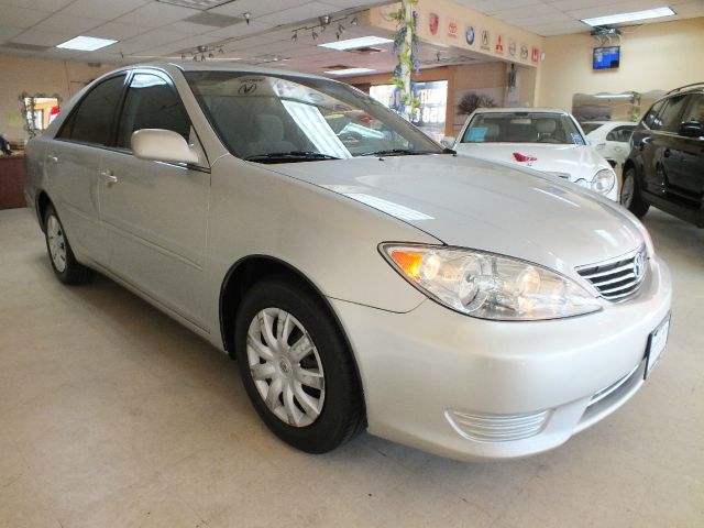 Toyota Camry 2005 photo 2