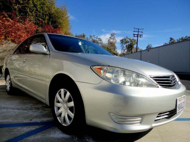 Toyota Camry 2005 photo 2