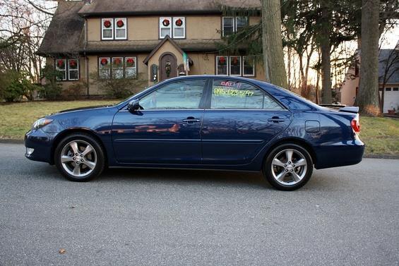 Toyota Camry 2005 photo 1