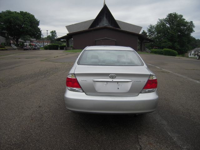 Toyota Camry 2005 photo 1