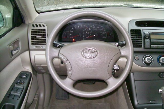 Toyota Camry 2005 photo 2