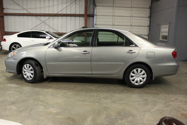 Toyota Camry 2005 photo 22