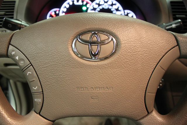 Toyota Camry 2005 photo 9